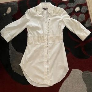 White dress shirt